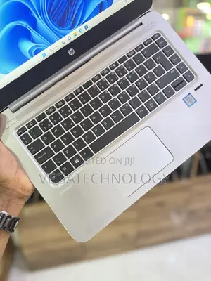 Laptop HP EliteBook Folio 1040 G2 8GB Intel Core i5 SSHD+SSD 256GB