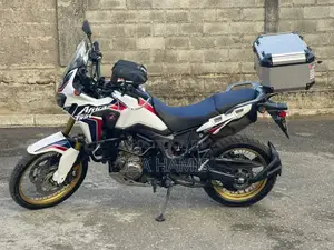 Honda 2022 White