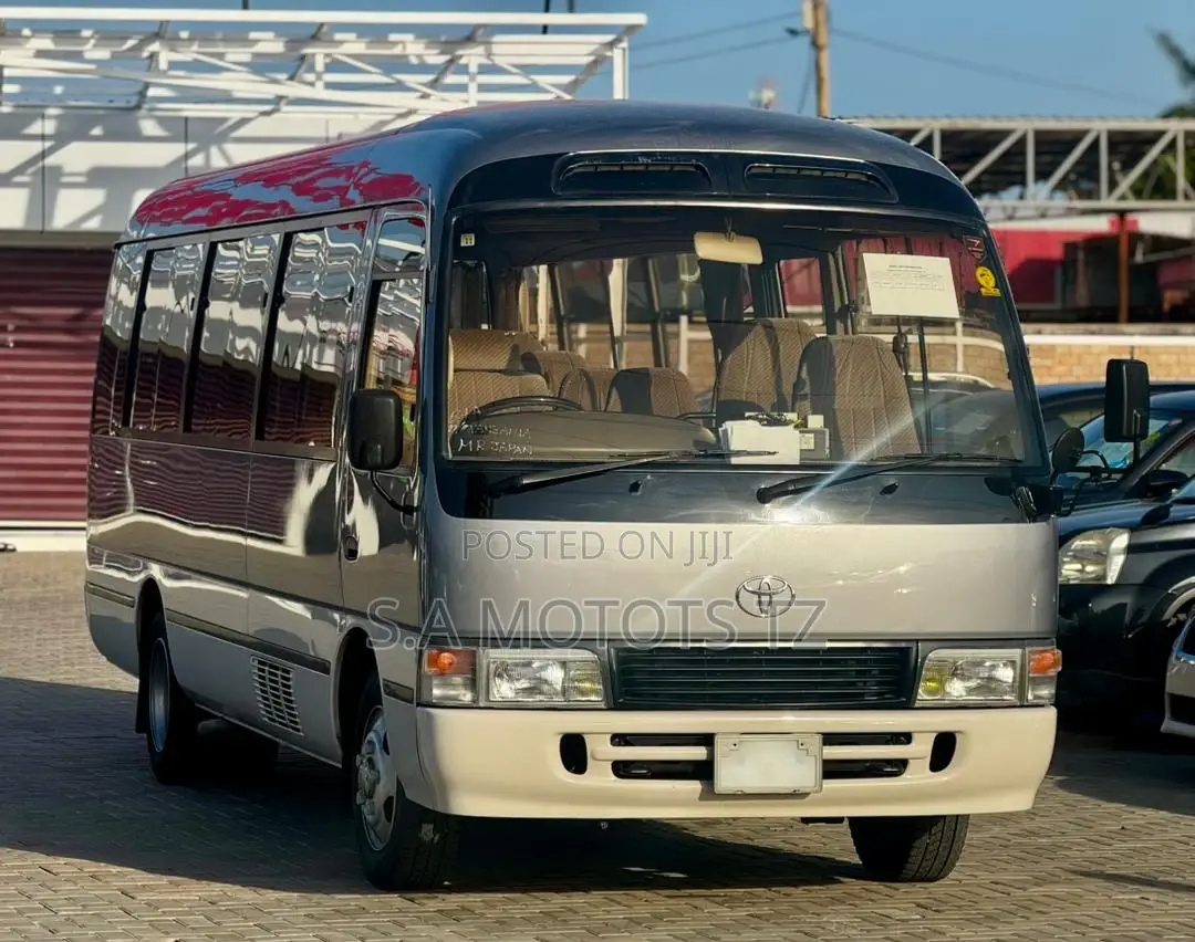 Toyota Coaster 1994 Gray