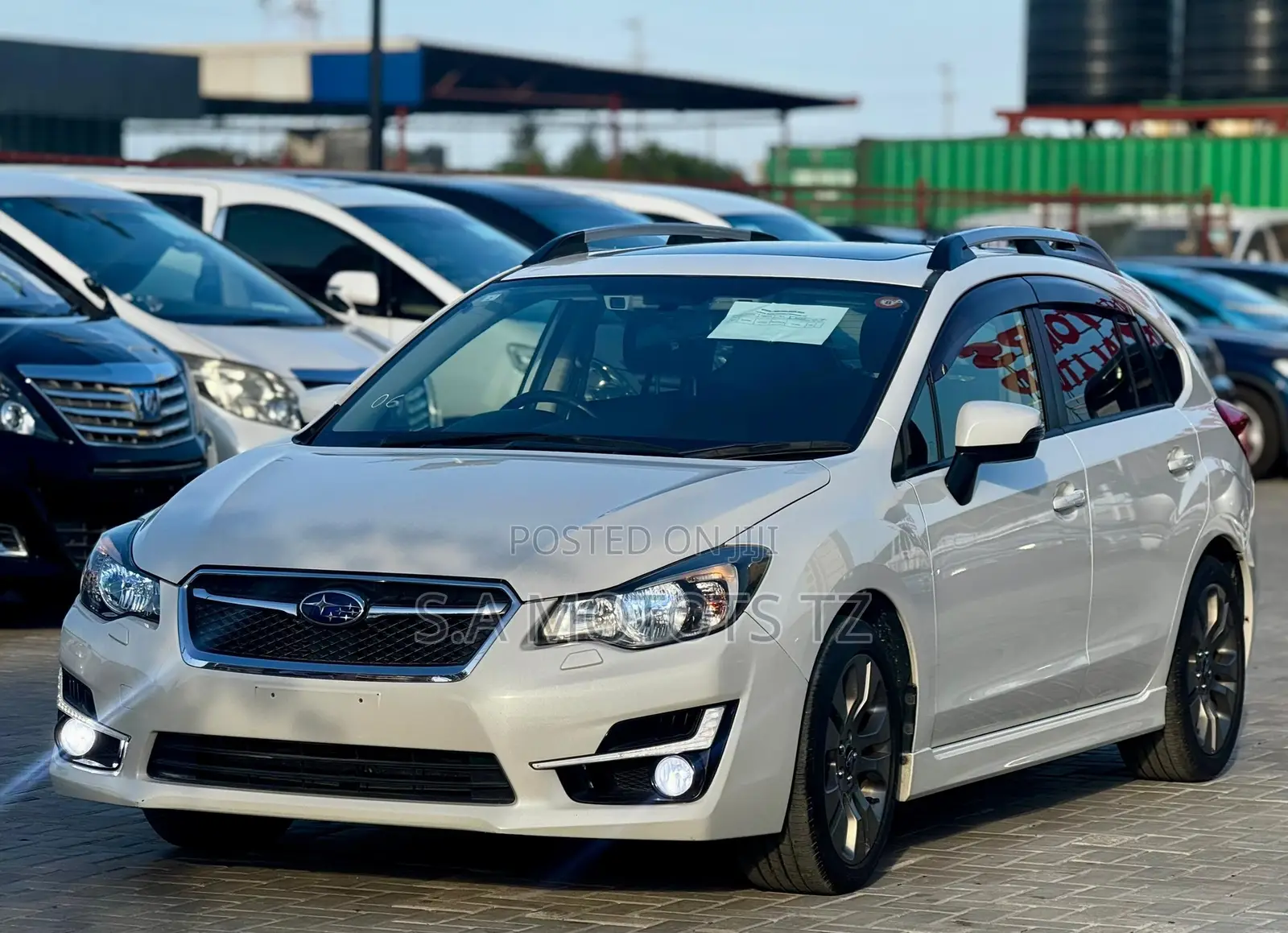 Subaru Impreza 2.0i Limited PZEV 4dr Hatchback AWD (2.0L 4cyl CVT) 2015
