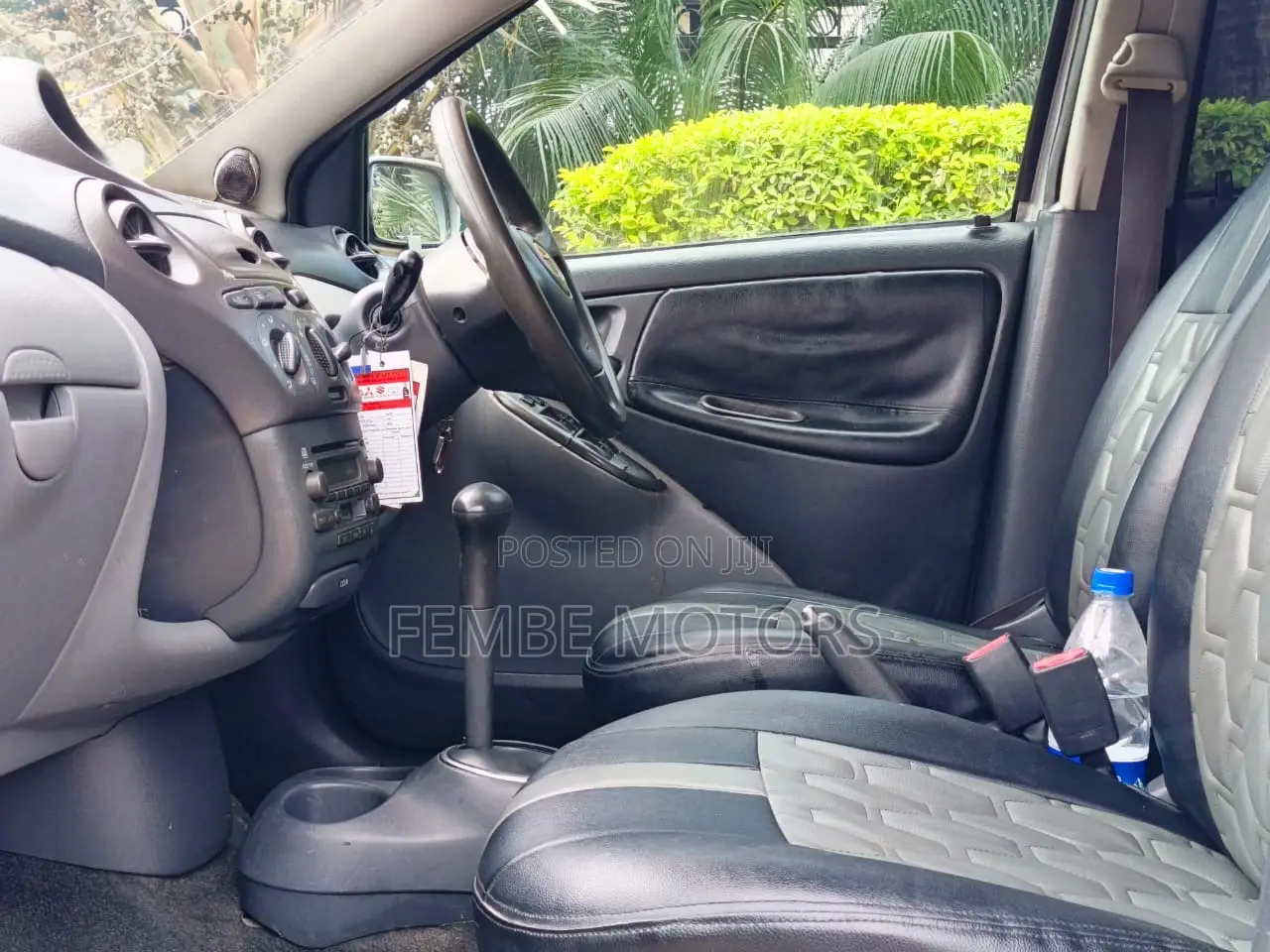 Toyota Vitz 2005 Silver