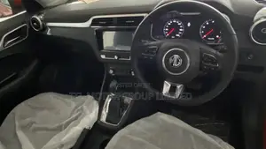 New MG ZS 2025 Orange