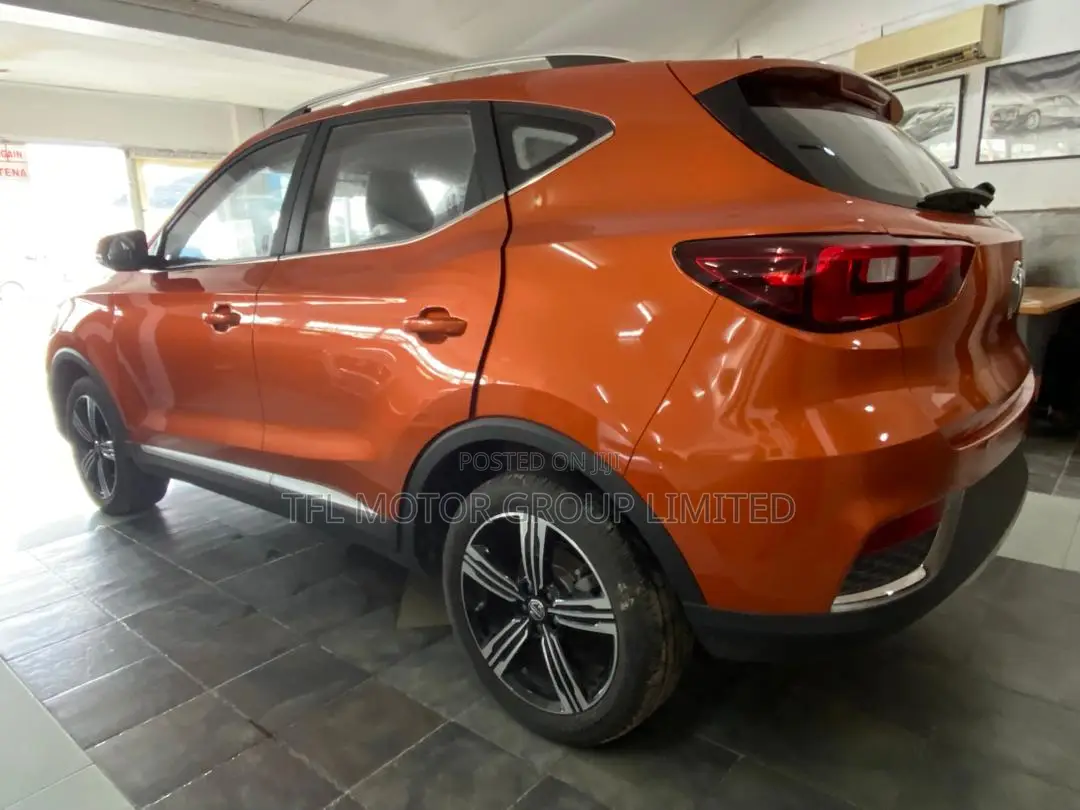New MG ZS 2025 Orange