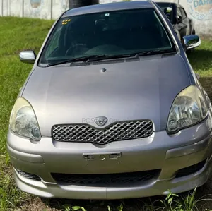 Toyota Vitz 2005 Silver