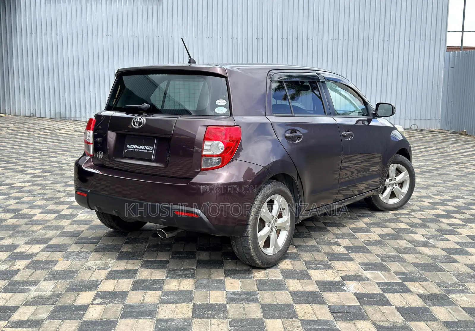 Toyota IST 2007 Purple