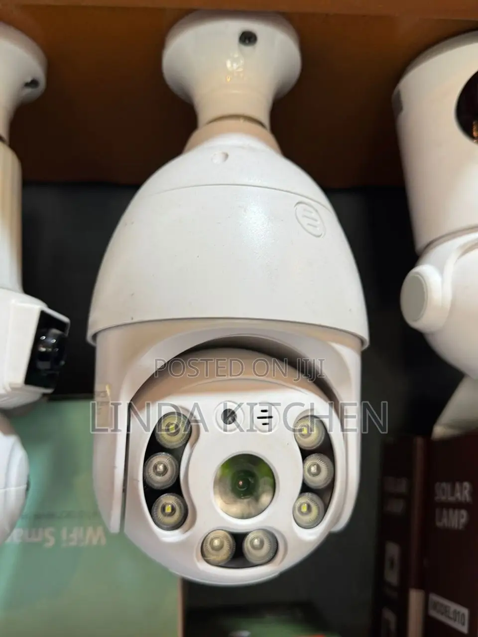 PTZ Bulb 4g Simcard Camera