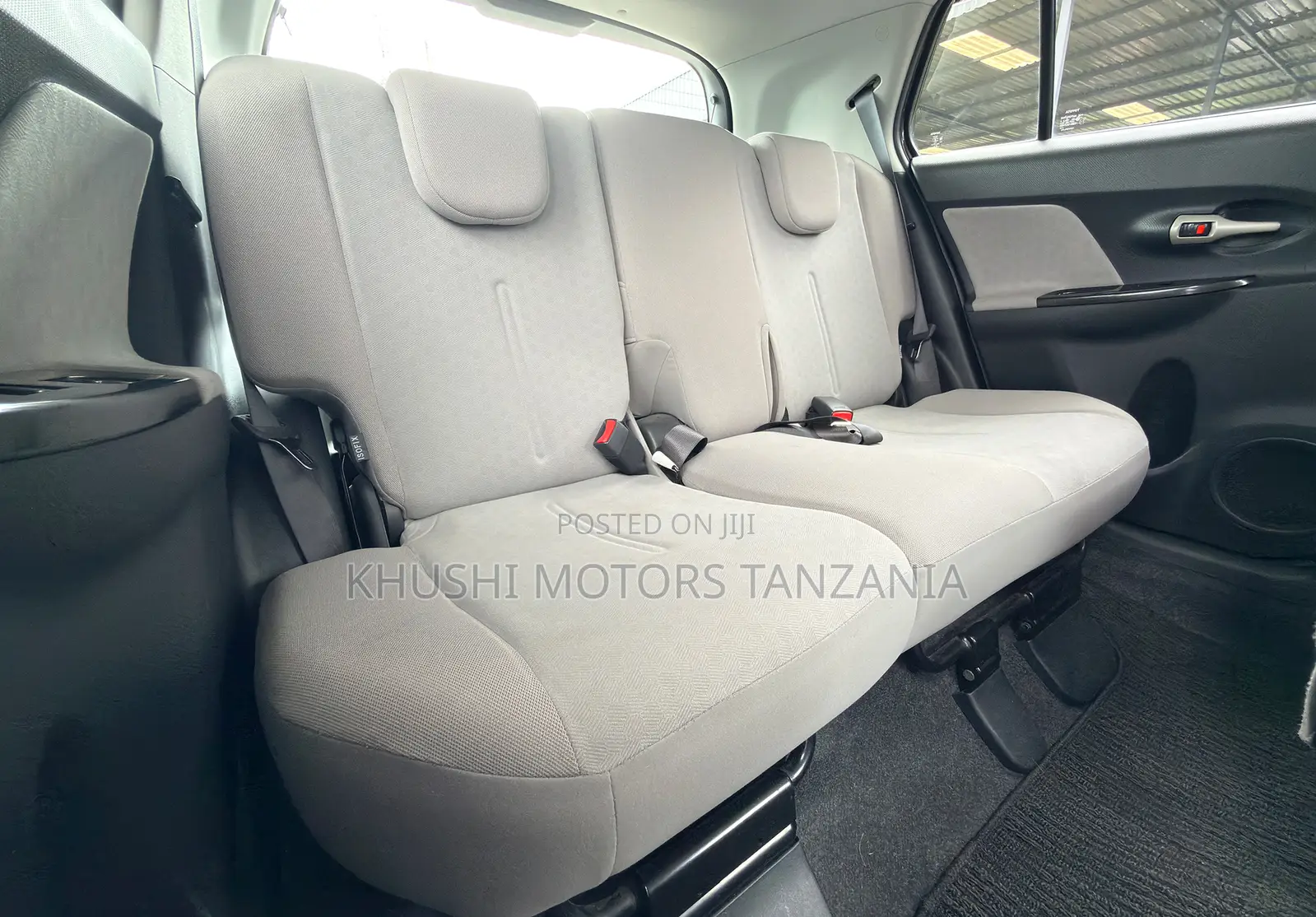 Toyota IST 2007 Purple