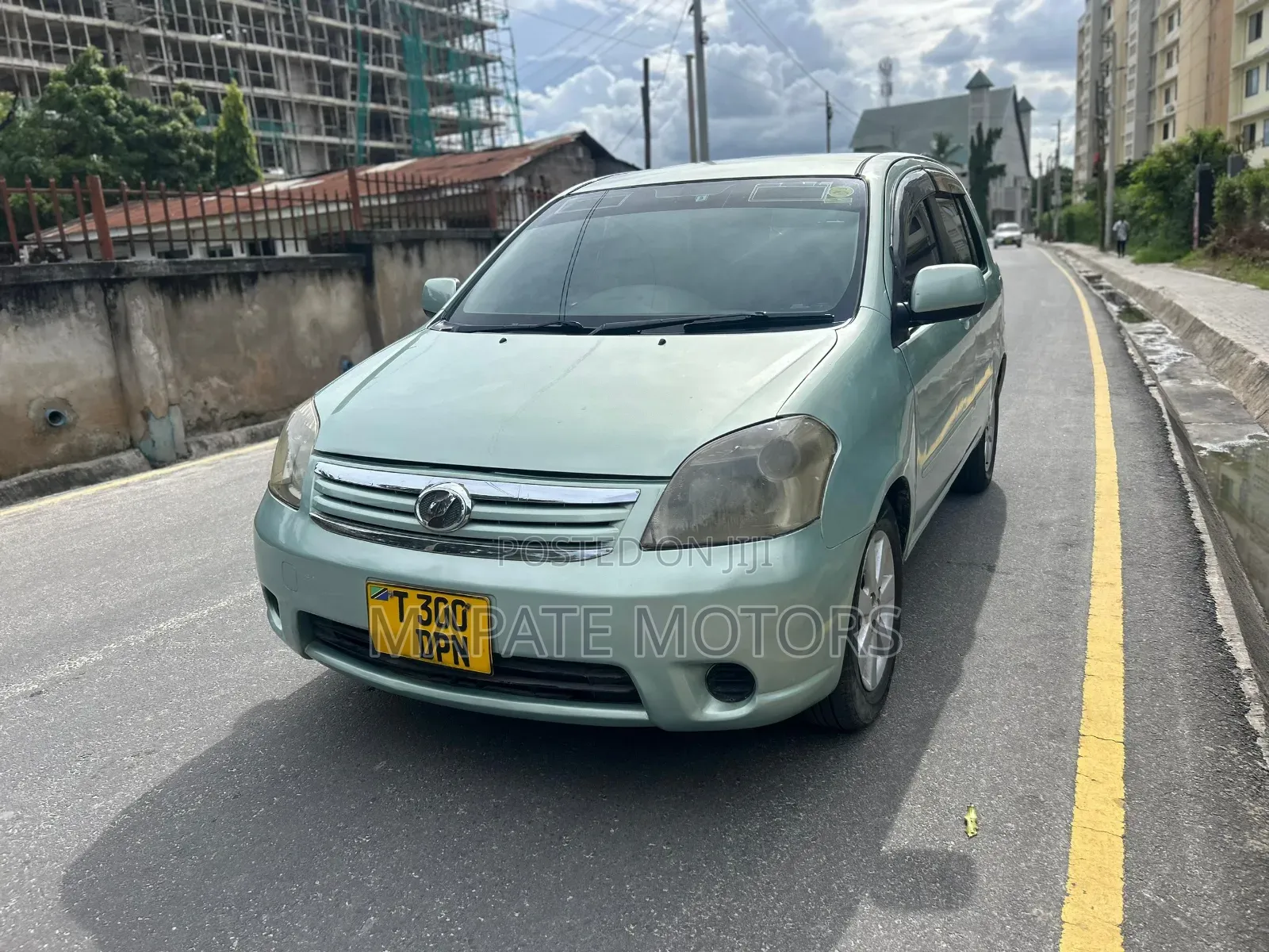 Toyota Raum 1.5 AWD 2004 Silver