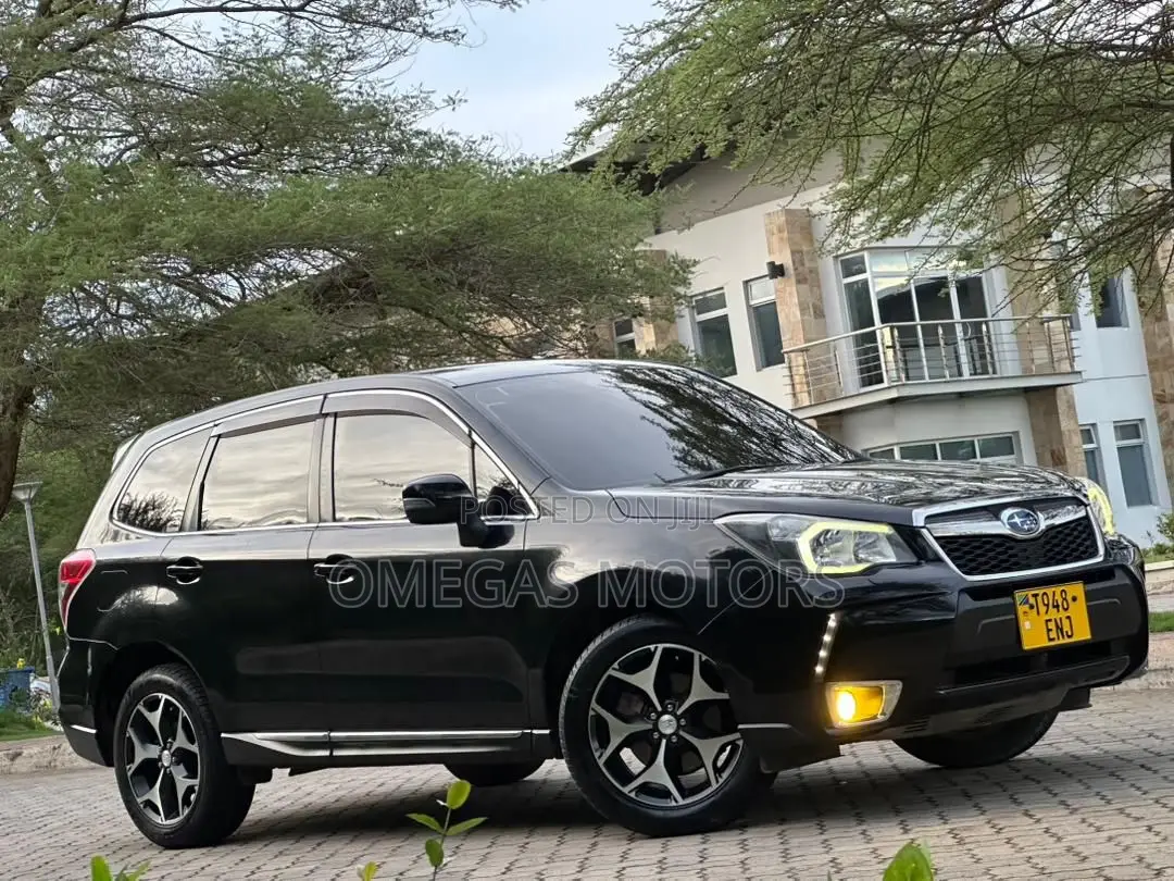 Subaru Forester 2013 Black