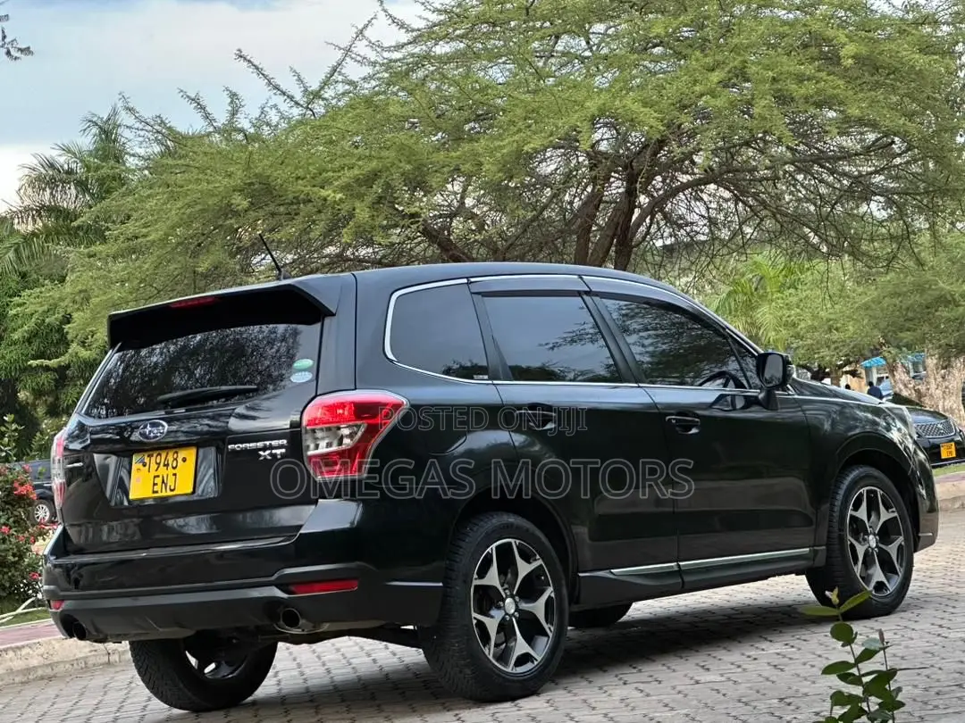 Subaru Forester 2013 Black