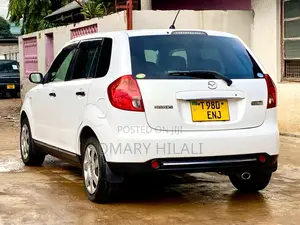 Mazda Verisa 2009 Pearl