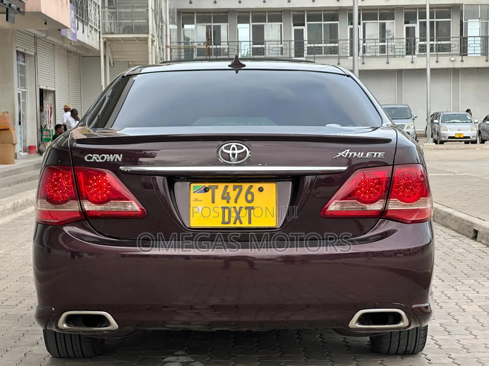 Toyota Crown 2009 Maroon