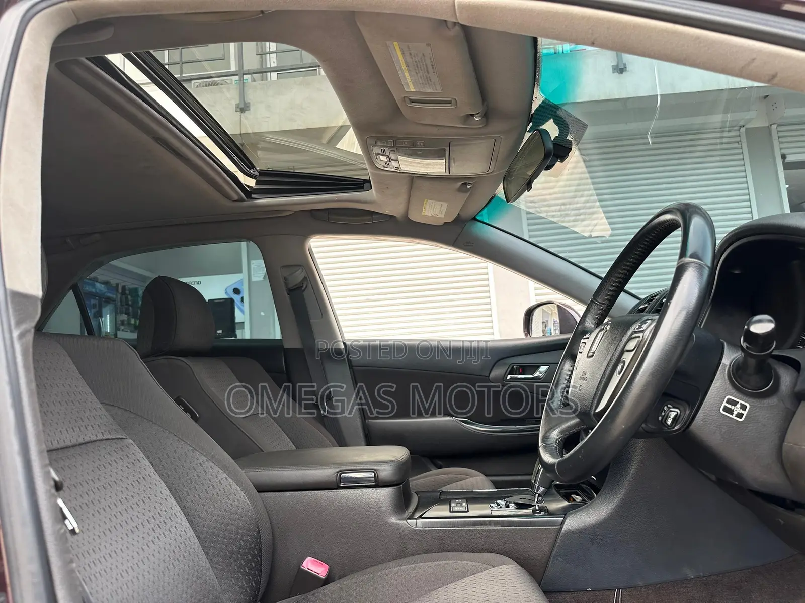 Toyota Crown 2009 Maroon