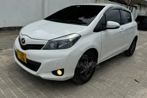 Toyota Vitz 2012 White