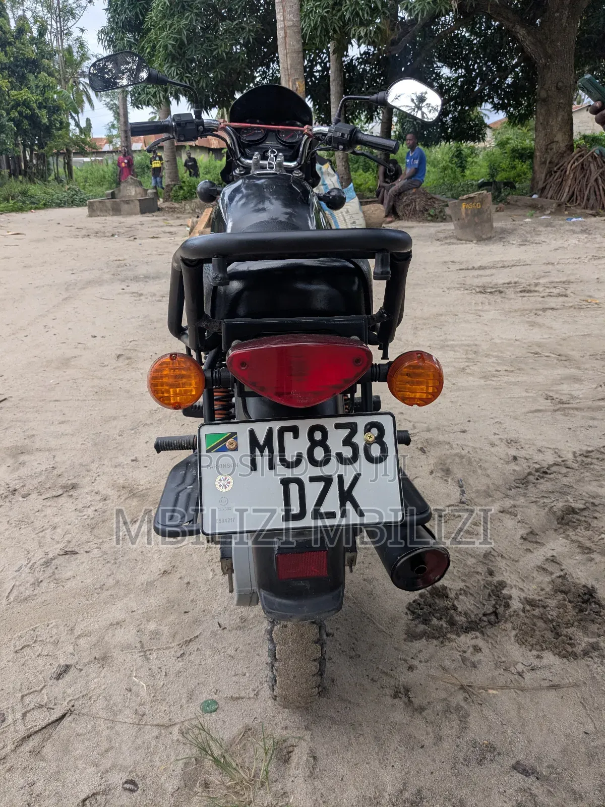 Bajaj Boxer 125 2025 Black
