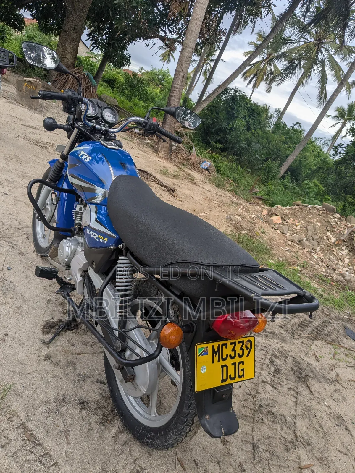 TVS HLX 125 2025 Blue