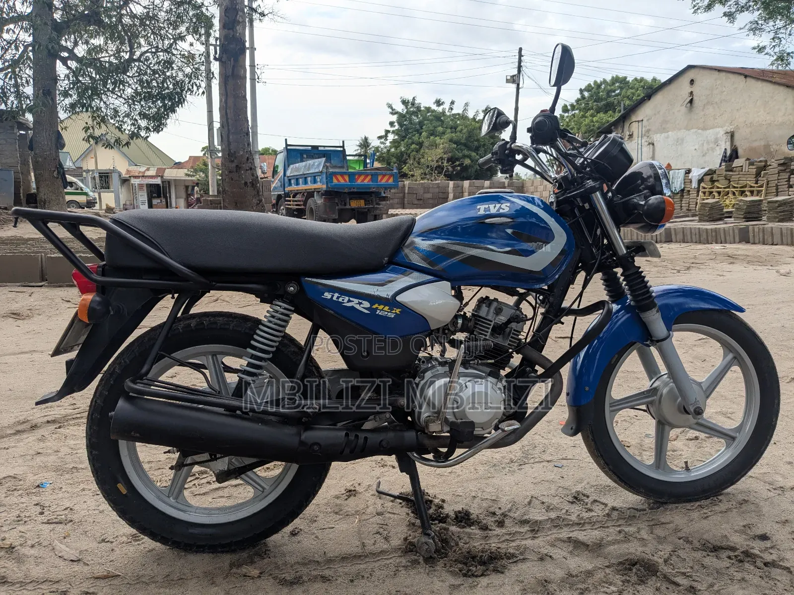 TVS HLX 125 2025 Blue