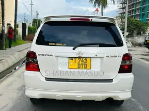 Toyota Kluger 2006 White