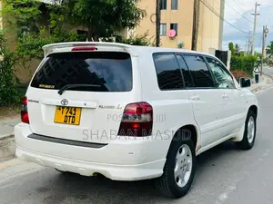 Toyota Kluger 2006 White
