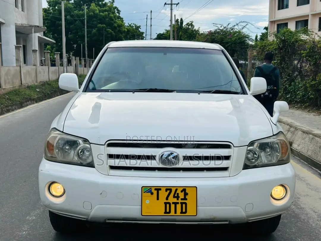Toyota Kluger 2006 White