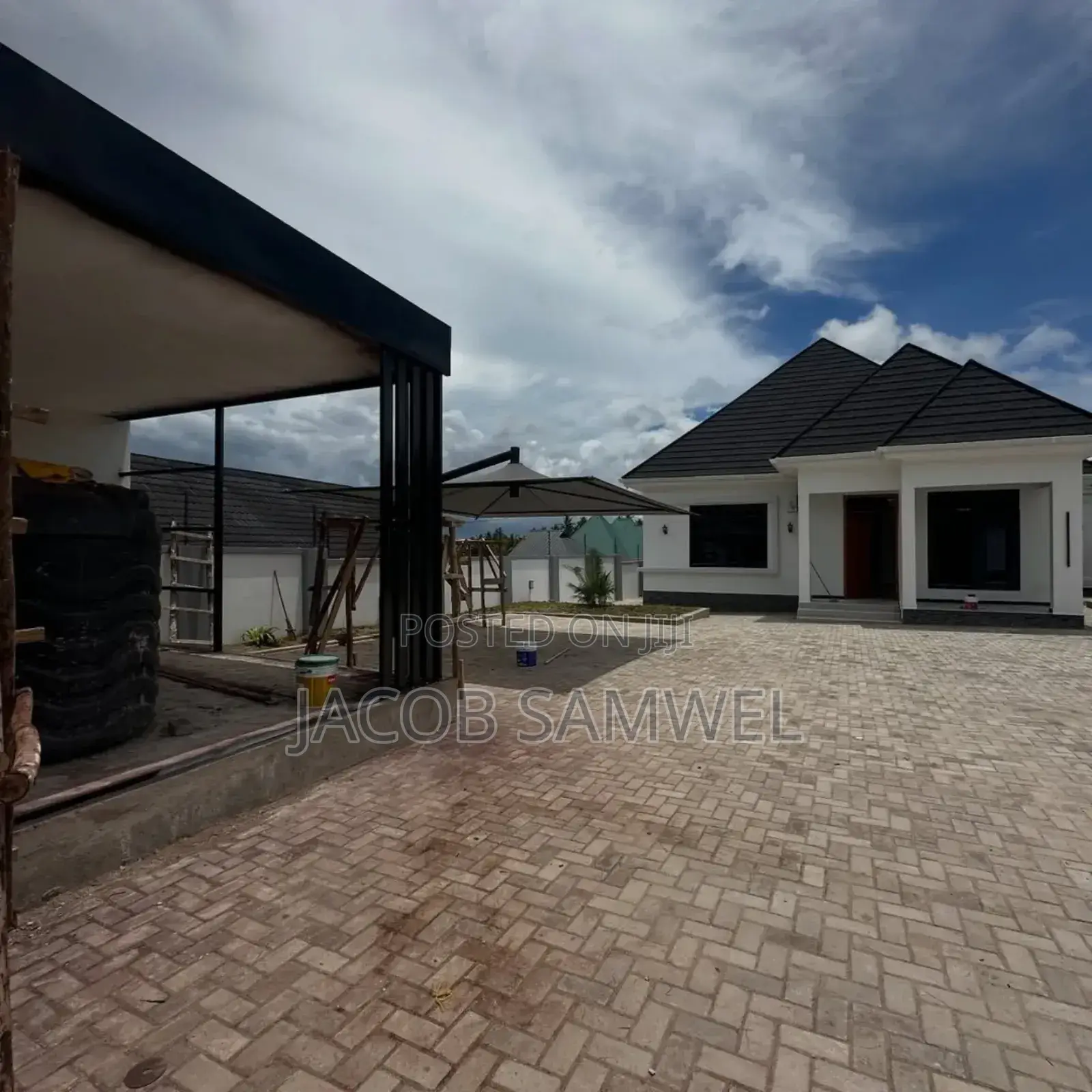 4bdrm House in Goba Lastanza, Kinondoni for sale