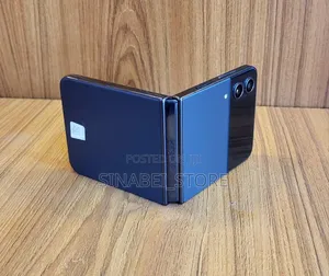 Samsung Galaxy Z Flip4 128 GB Blue