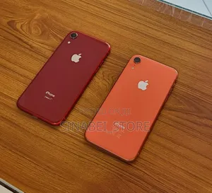 Apple XR 64 GB Red