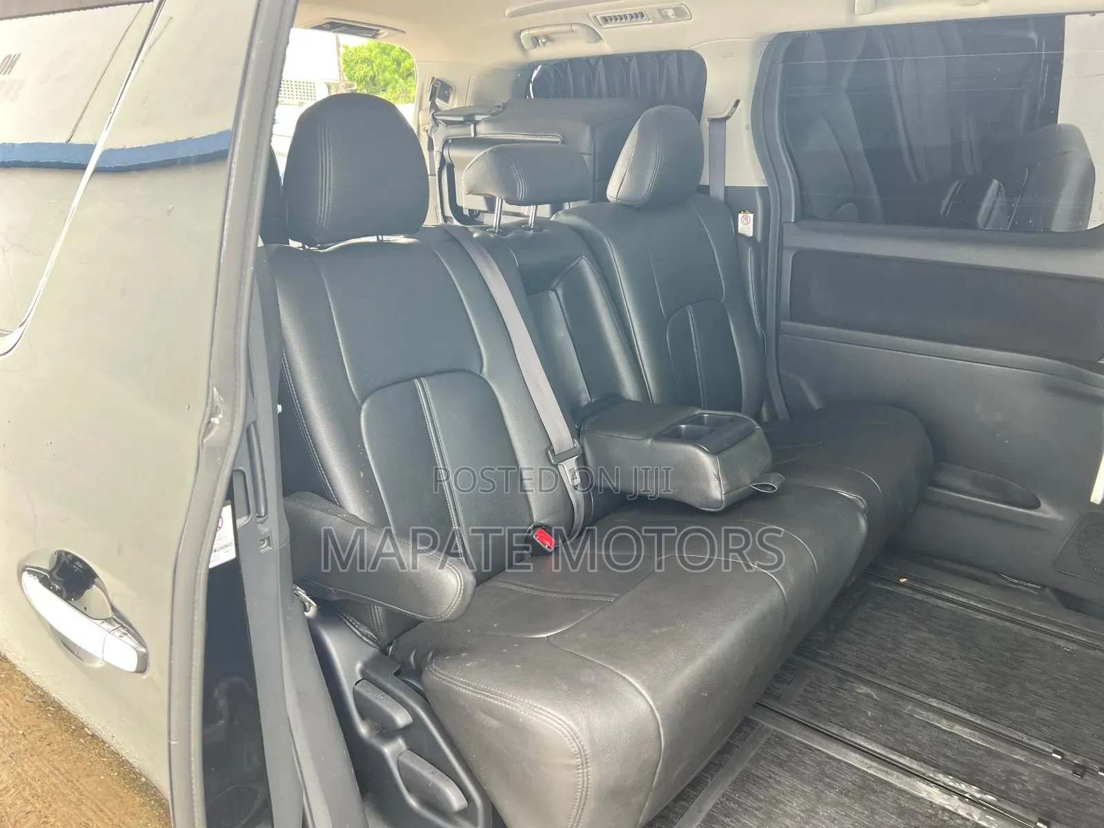 Toyota Alphard 2.4 Petrol AWD 2008 Black