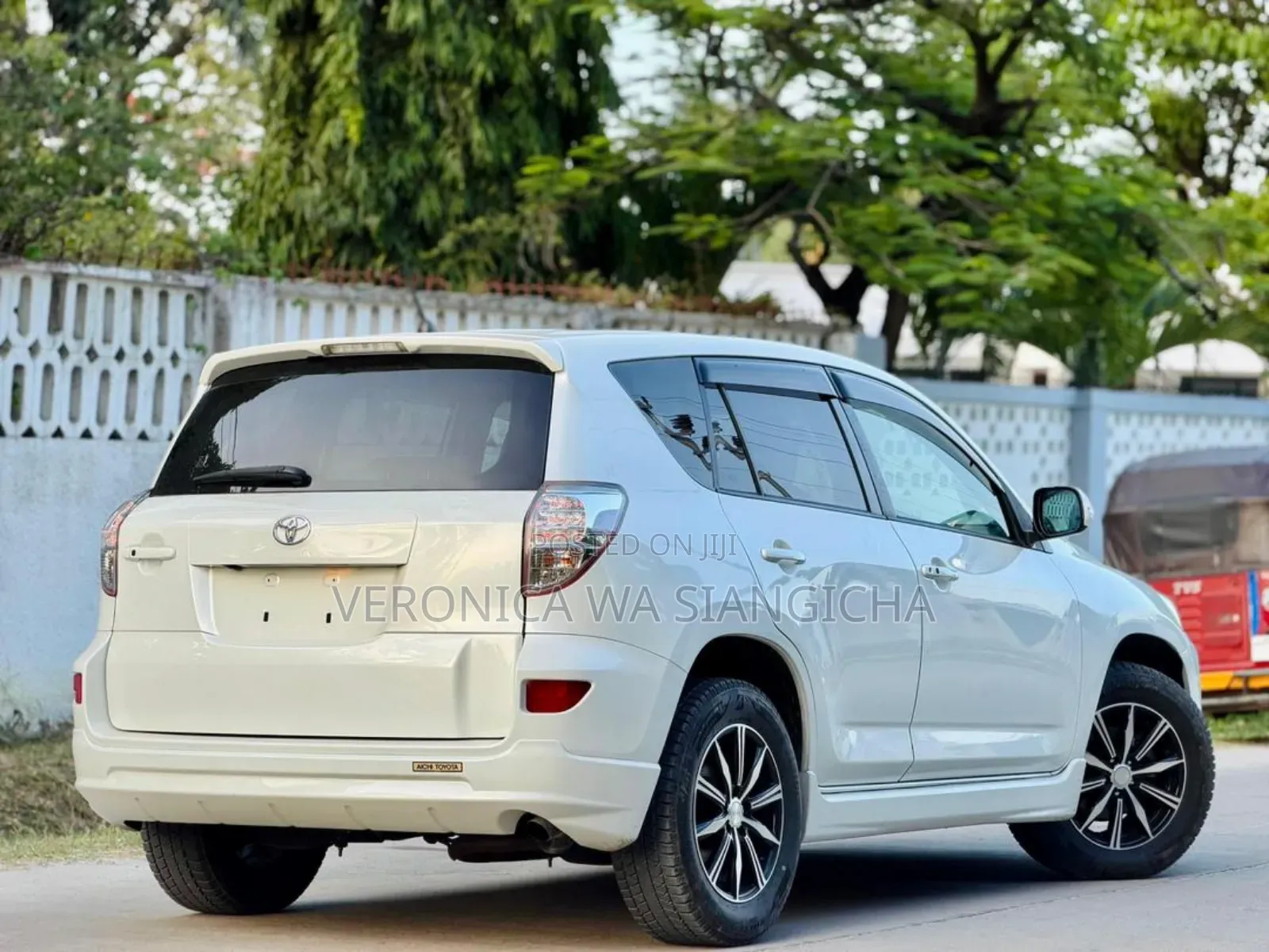 Toyota RAV4 2008 White