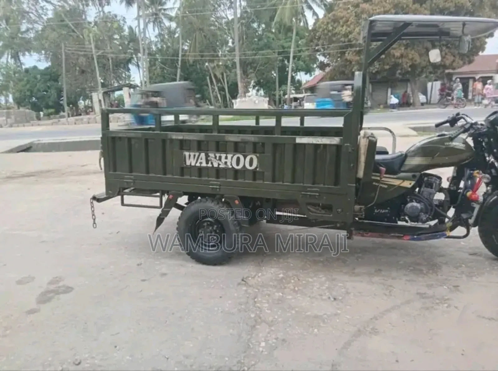 New Bajaj Avenger 200 2025 Green