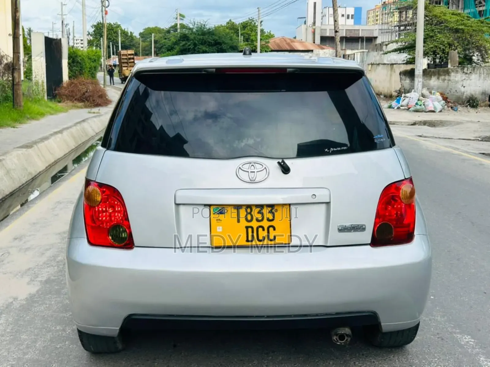 Toyota IST 2006 Silver