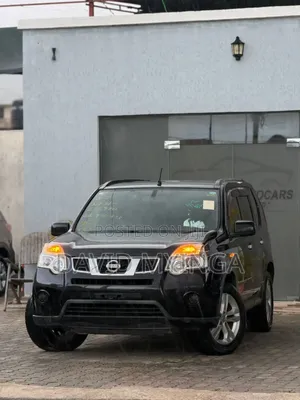 Nissan X-Trail 2012 Black