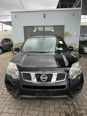 Nissan X-Trail 2012 Black