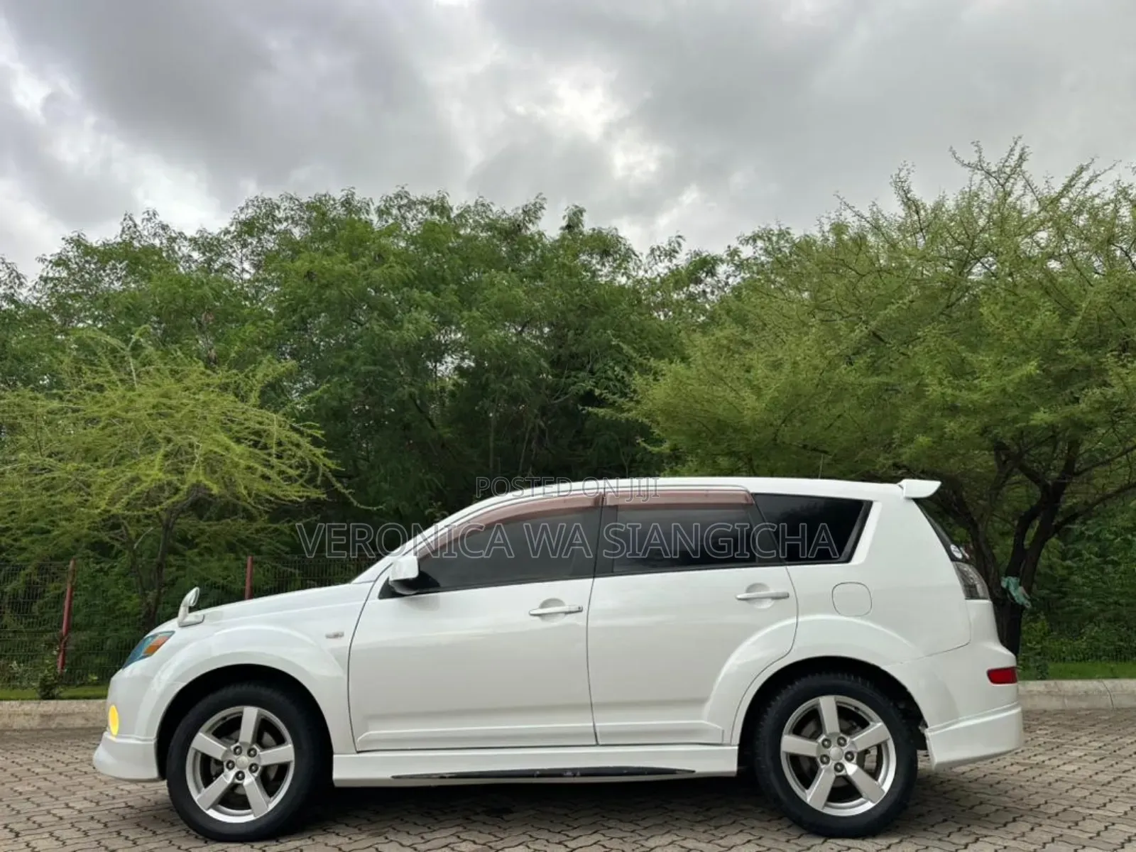 Mitsubishi Outlander 2006 White