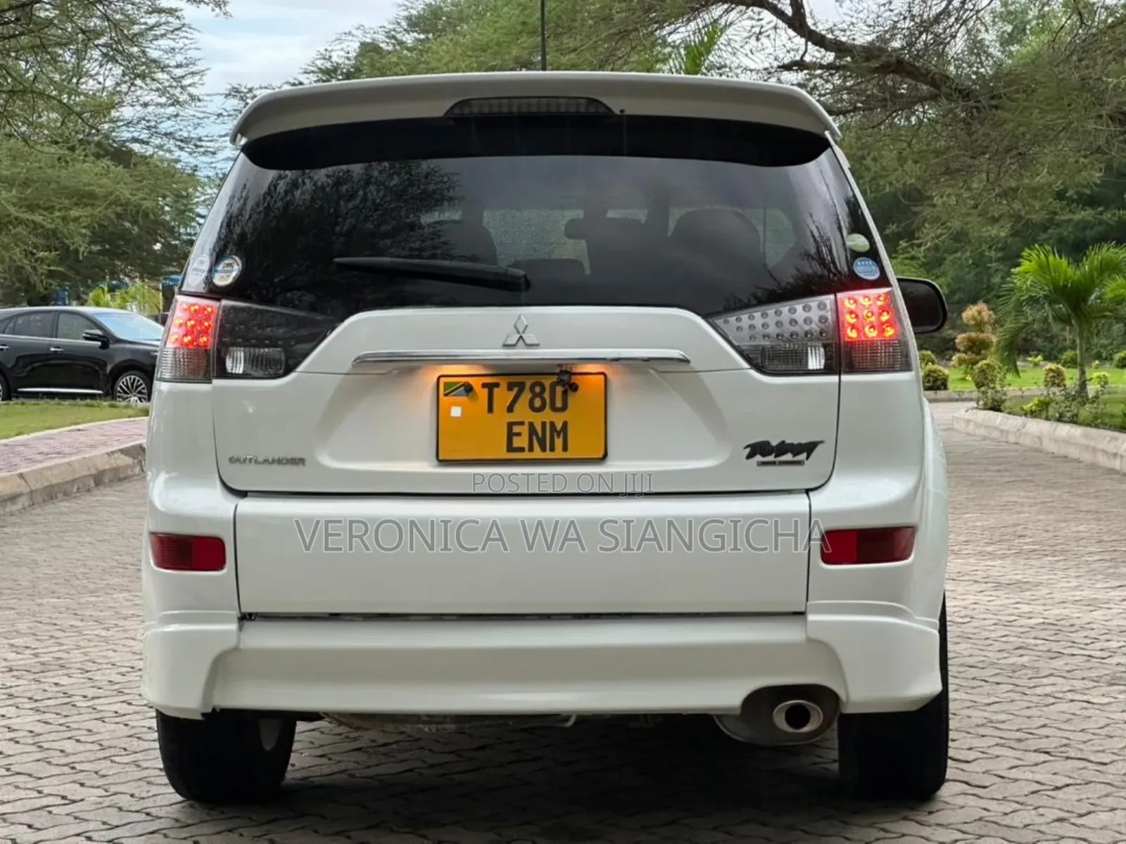 Mitsubishi Outlander 2006 White