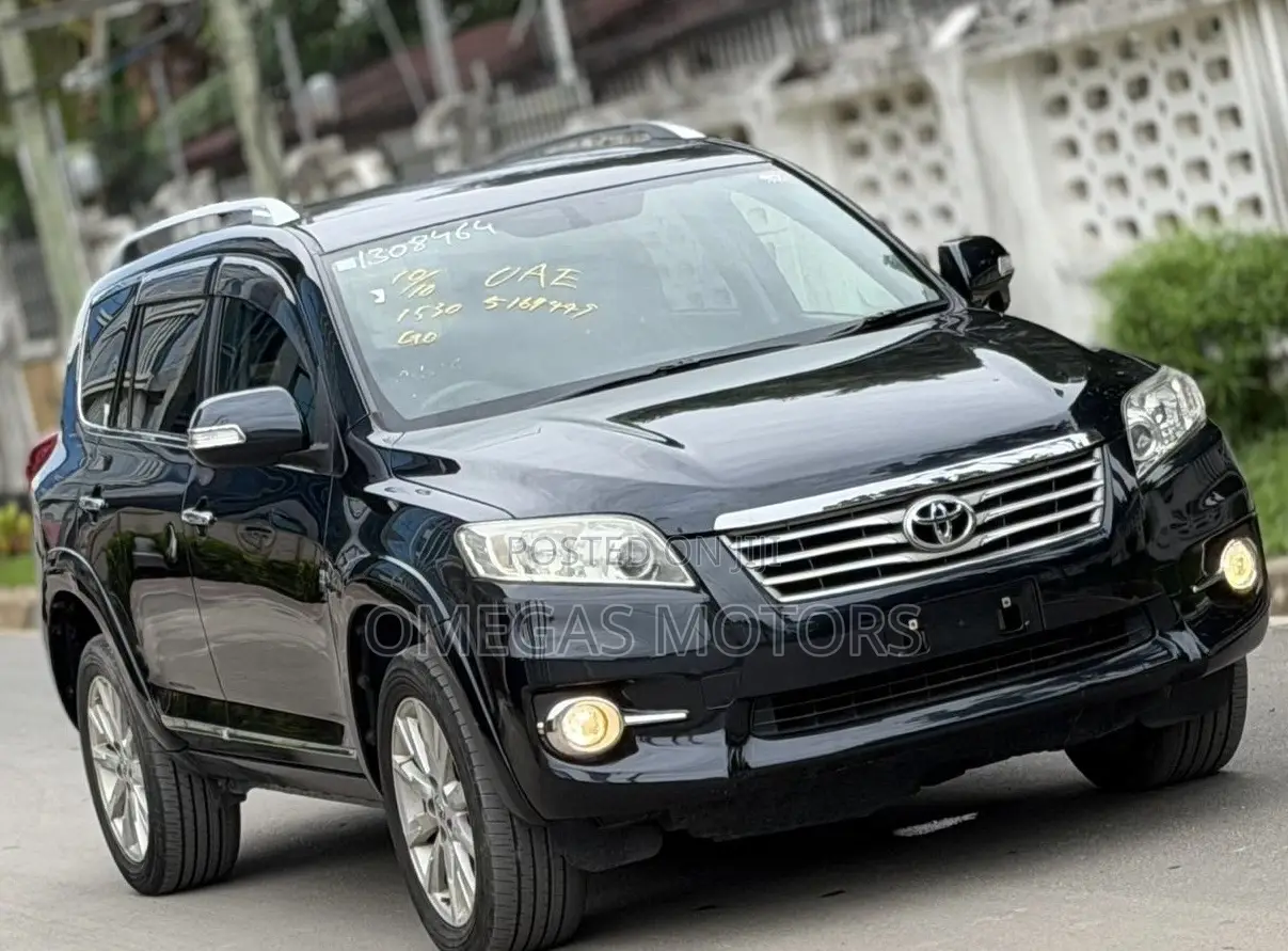 Toyota Vanguard 2011 Black