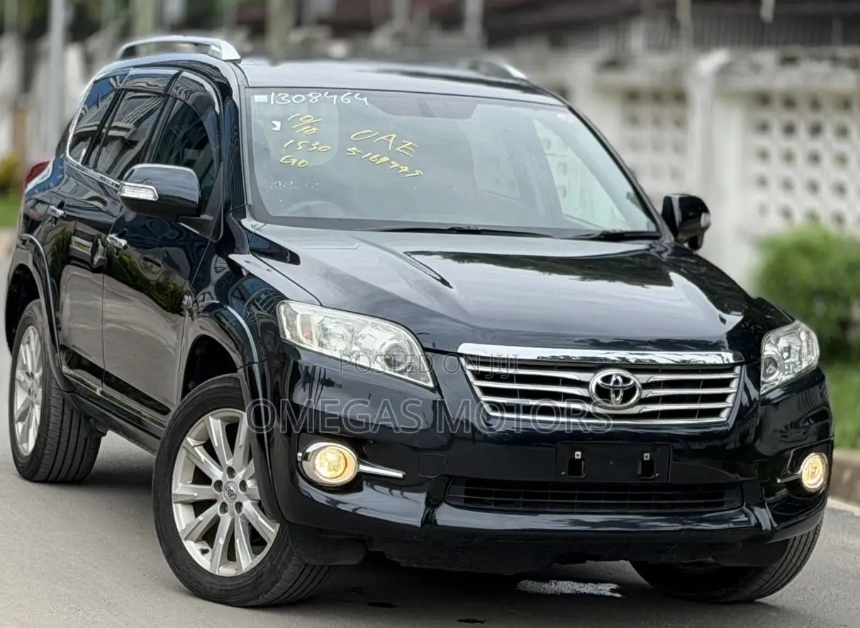Toyota Vanguard 2011 Black