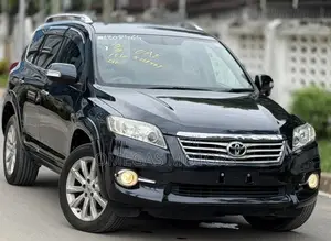 Toyota Vanguard 2011 Black