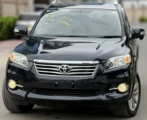 Toyota Vanguard 2011 Black
