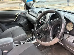 Toyota RAV4 2.0 2005 Silver