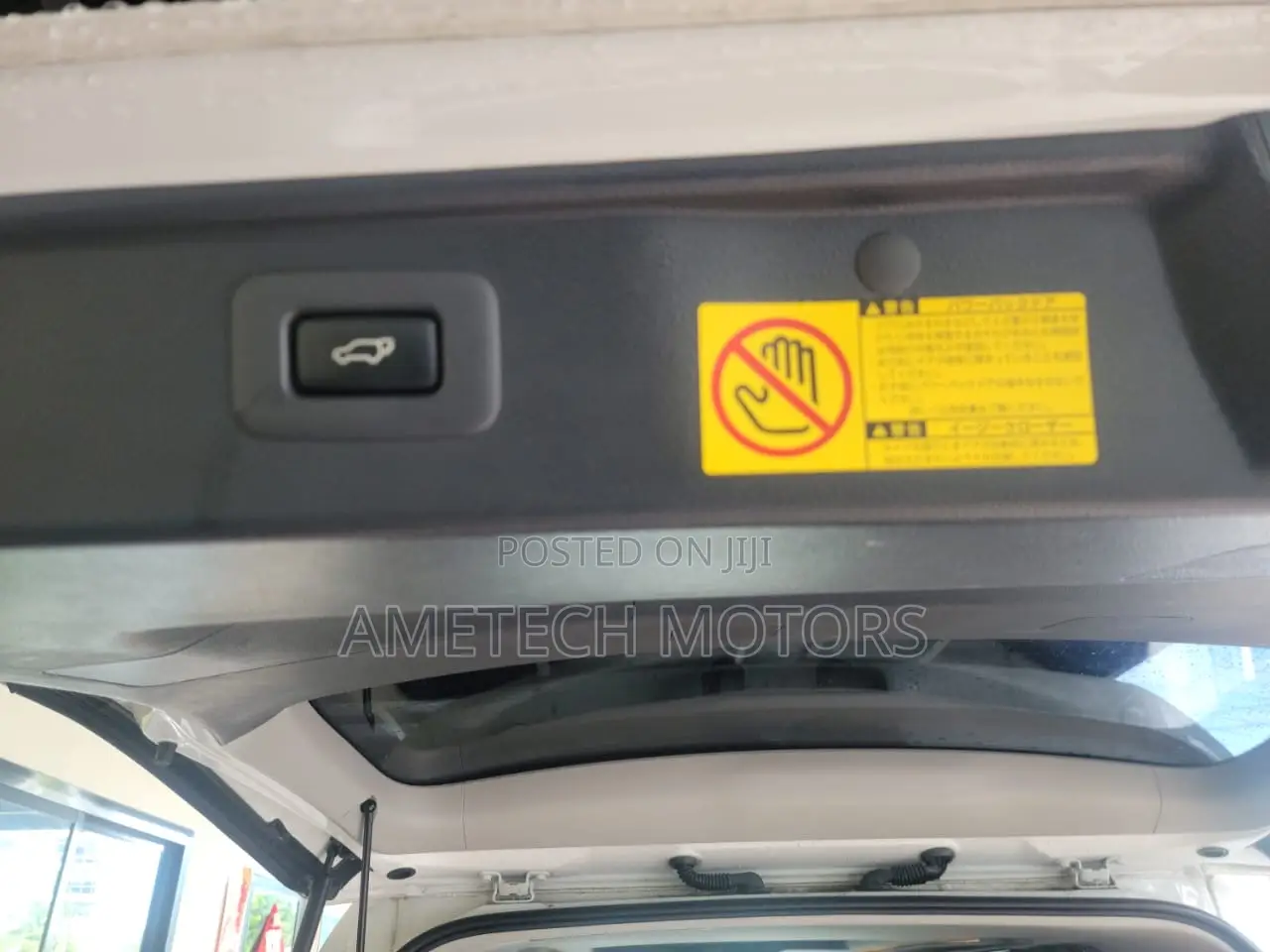 Toyota Alphard 2010 White