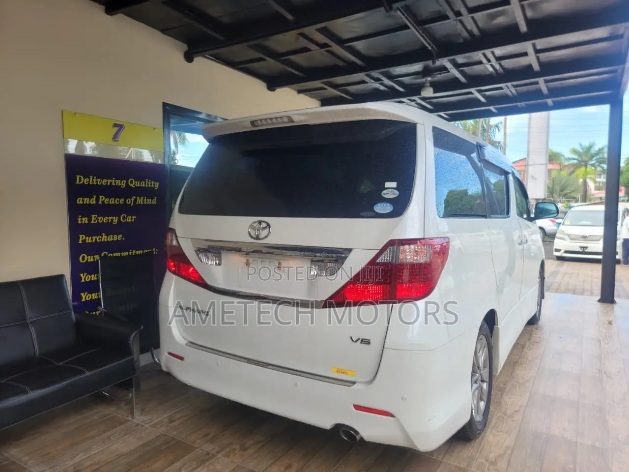 Toyota Alphard 2010 White