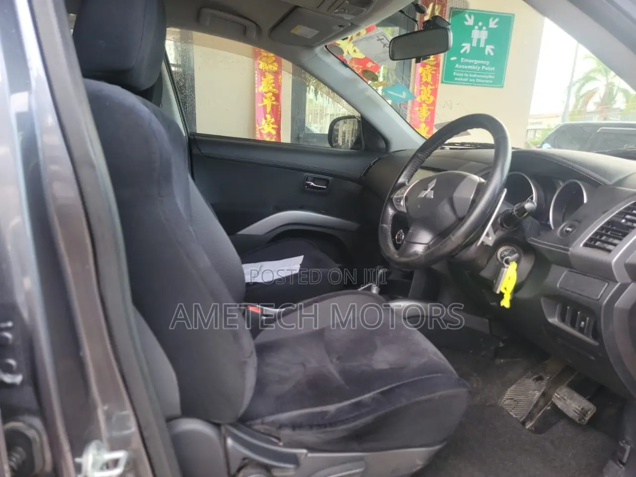 Mitsubishi Outlander 2010 Gray