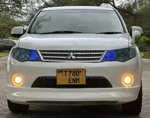 Mitsubishi Outlander 2007 White
