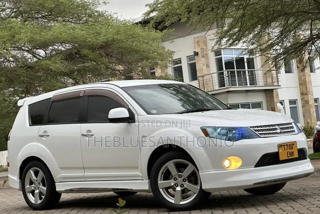 Mitsubishi Outlander 2007 White