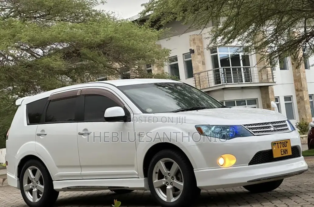 Mitsubishi Outlander 2007 White