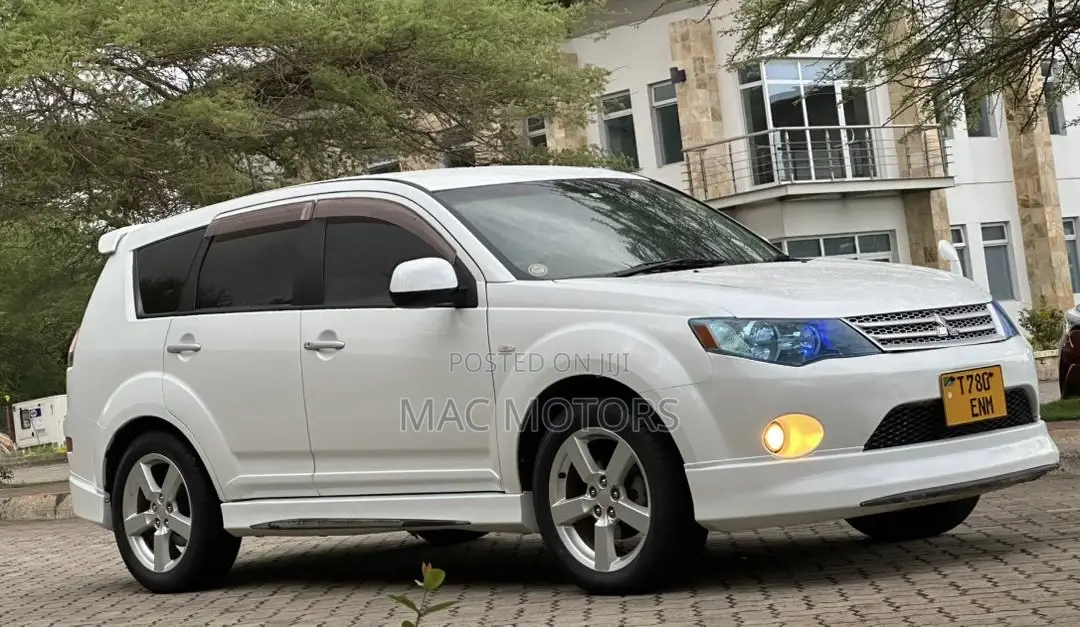 Mitsubishi Outlander 2008 White