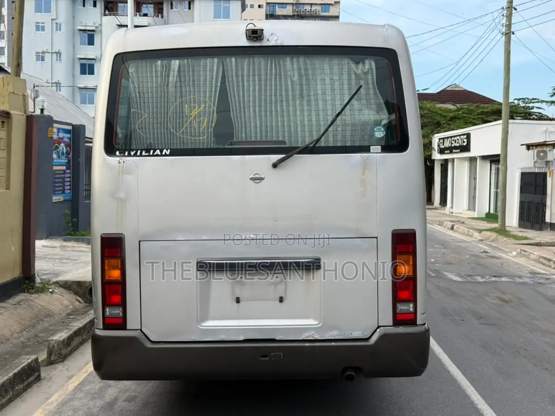 Nissan Civilian 2002 White