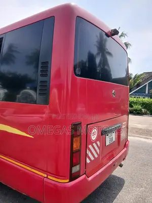 Nissan Civilian 2005 Red