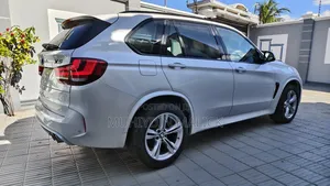 BMW X5 xDrive35i 4dr SUV AWD (3.0L 6cyl Turbo 8A) 2015 White